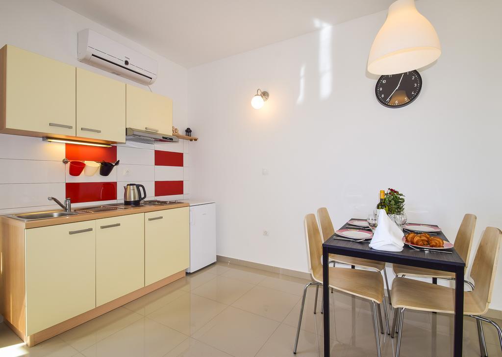 Amadrian Apartments Šibenik Exterior foto